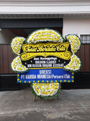 Papan Bunga Duka di Kutoanyar